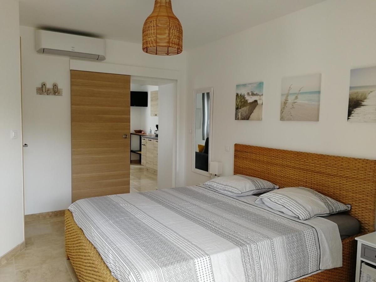 Petite Maison Refaite A Neuf Proche Plage Meze Exterior photo